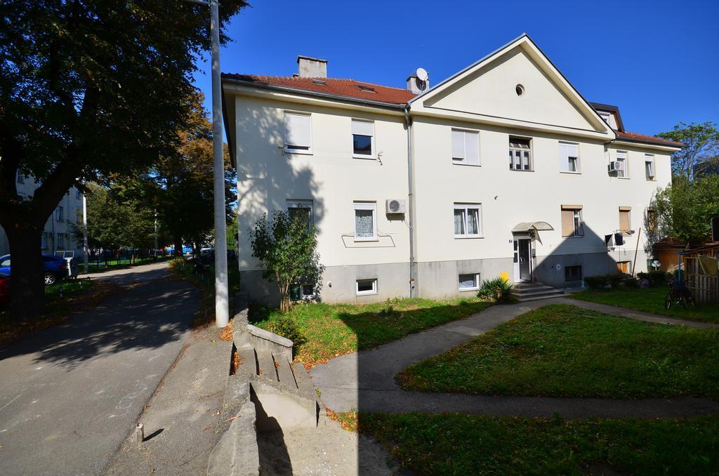 Lisinski Apartment With Private Parking Zagreb Zimmer foto